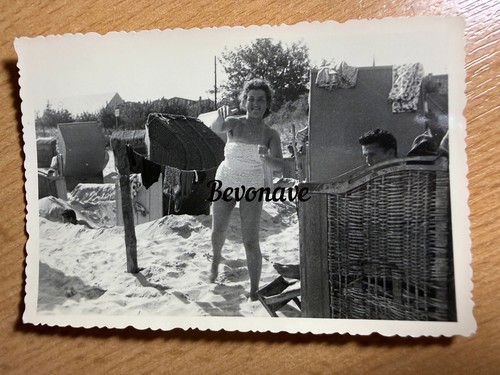 Foto schöne frau badeanzug - schöne,