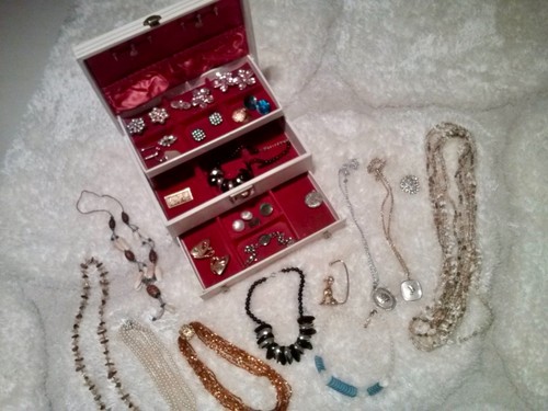 Schmuck kästchen mit konvolut - kÄstchen,